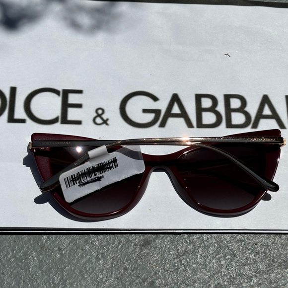 New Dolce and Gabbana DG4381 3091/8G Shiny Burgundy Rose Gold Sunglasses - Picture 6 of 16